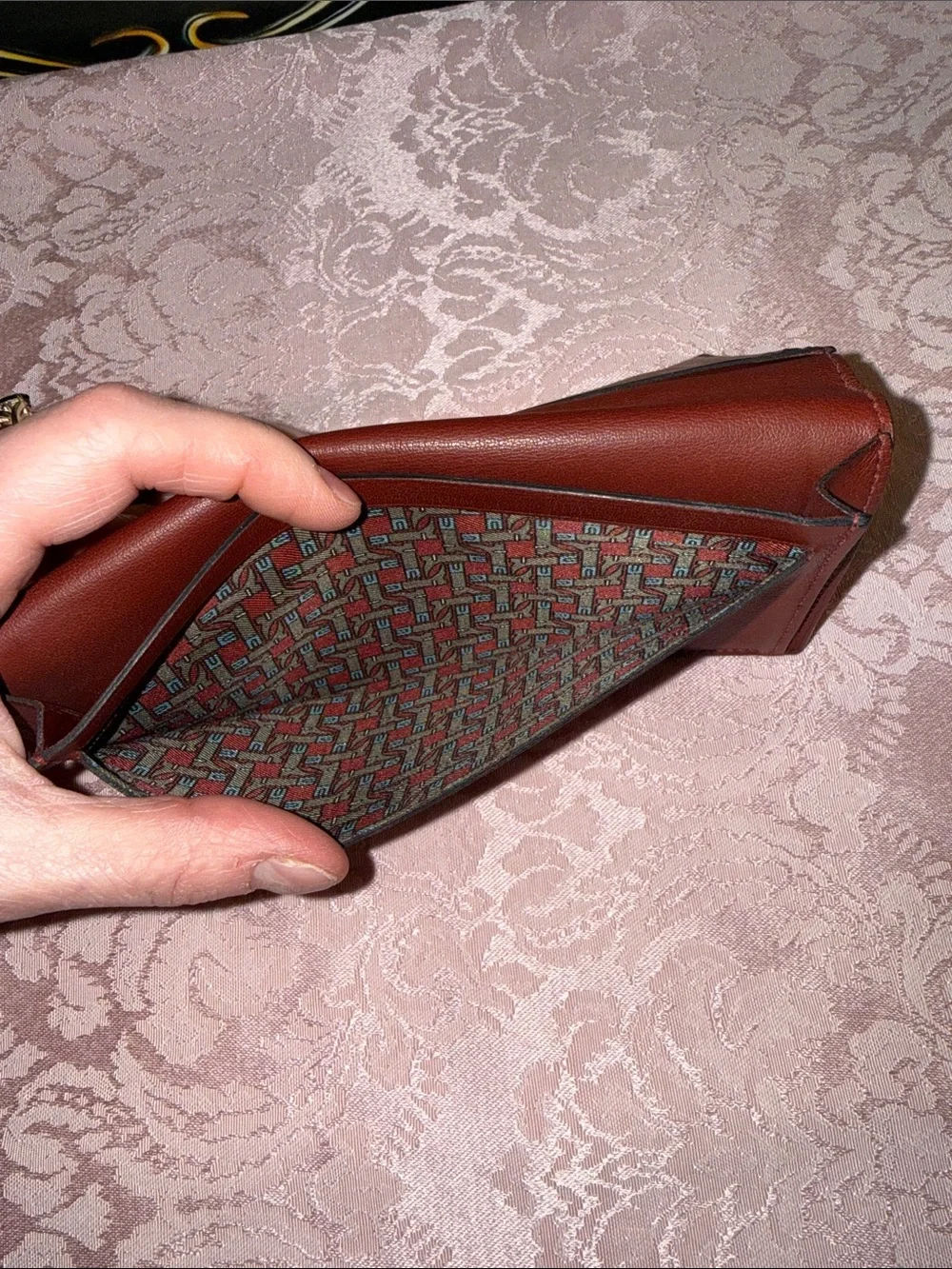 Hermes Bi Fold Long Wallet, burgundy